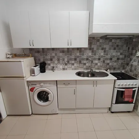 Lisbon, Cozy T1 In Historical Center, Penha De Franca, 아파트