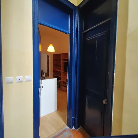 Lisbon, Cozy T1 In Historical Center, Penha De Franca, Apartamento Lisboa