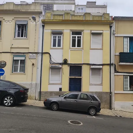 Lisbon, Cozy T1 In Historical Center, Penha De Franca, Lisboa